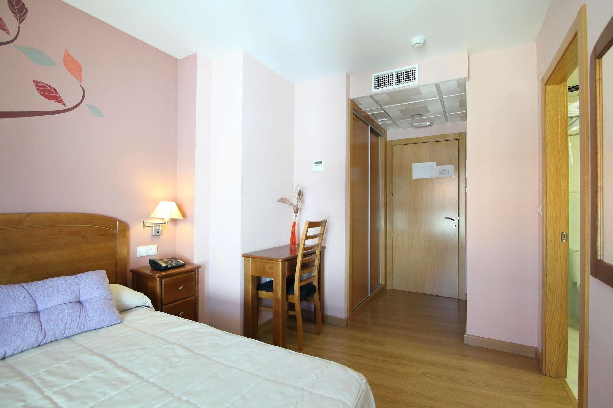 Hostal Campo Real Bed&Breakfast المظهر الخارجي الصورة